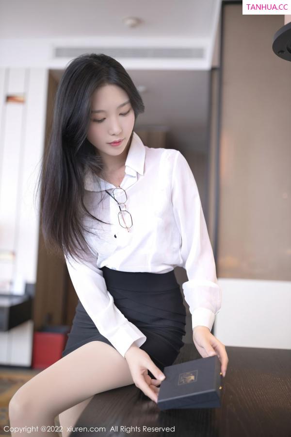 陈若依 抖娘利世 [XiuRen]高清写真图 2022.03.30 No.4796 利世第5张图片